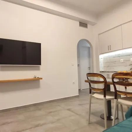 Chrysa's דירה באטסי